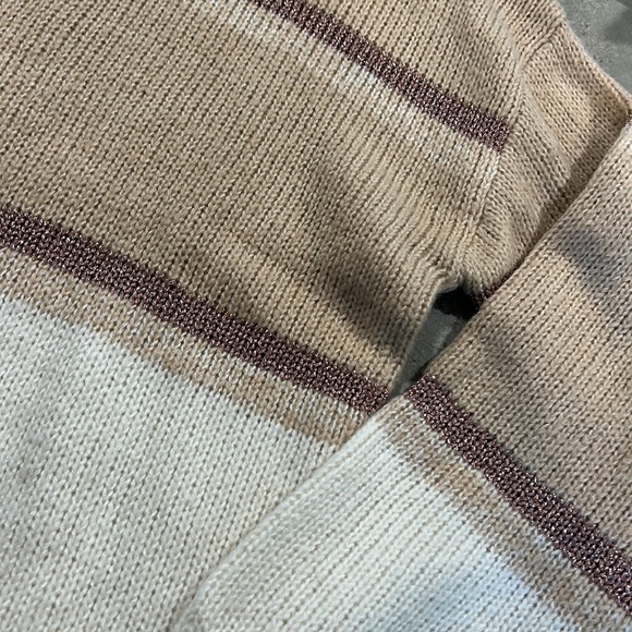 New stitch fix sweater - Picture 3 of 3